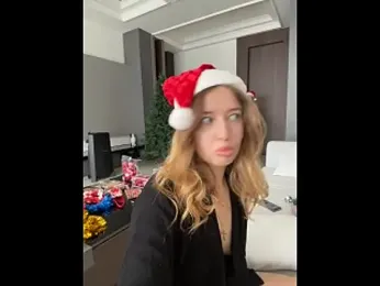 Nura_n_Sarah stripchat stream image