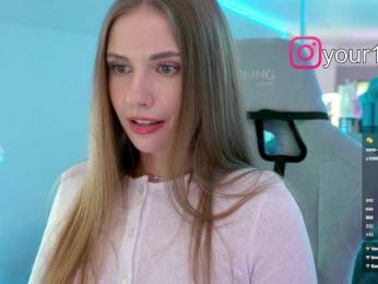 VikkiExtraCheese bongacams stream image