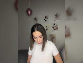 wlcm2talilia bongacams stream image