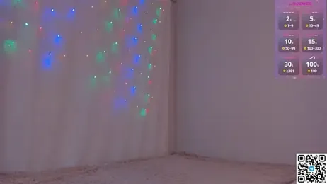 emmelieflorence stripchat stream image