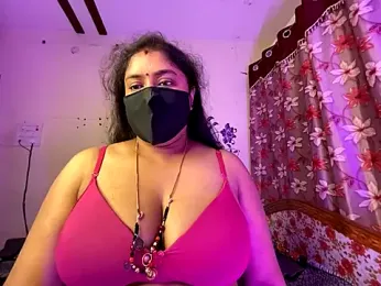 LouleyRanii stripchat stream image