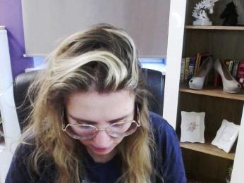 Soft-Zoey bongacams stream image