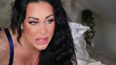 hotmilfbitch stripchat stream image