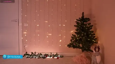 Miablueye stripchat stream image