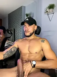 ARON_TAYLER01 stripchat stream image