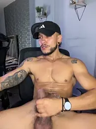 ARON_TAYLER01 stripchat stream image