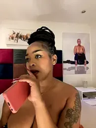 sexyTHANDO stripchat stream image