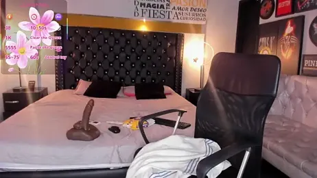 riri_brunnete stripchat stream image