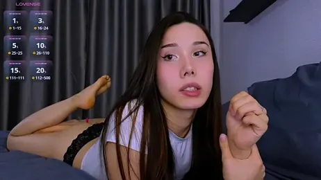 Kaia_Sunshine_Mia stripchat stream image