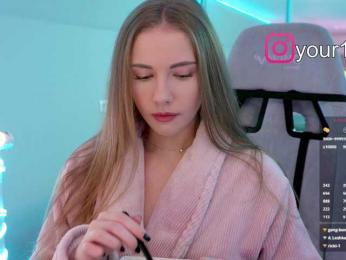 VikkiExtraCheese bongacams stream image