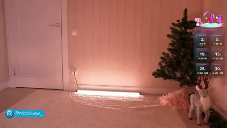 Miablueye stripchat stream image