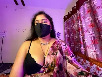 LouleyRanii stripchat stream image