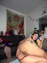 kiaraglam2 stripchat stream image