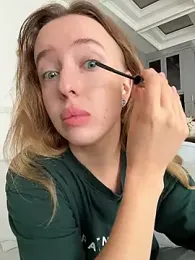 Nura_n_Sarah stripchat stream image