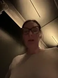 The_Snowwhitee stripchat stream image