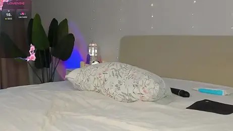 Emmanuelleee stripchat stream image