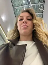 Sweet___Emily stripchat stream image