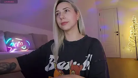 KhloeK stripchat stream image