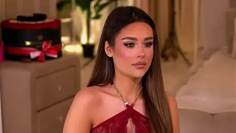 YasmineShaw stripchat stream image