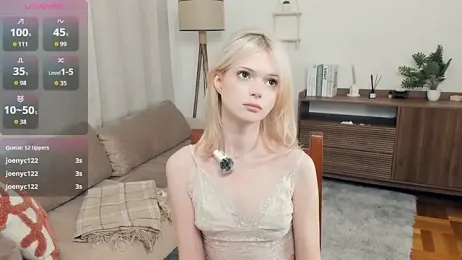 LaureMestler stripchat stream image