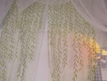 mollyflwers chaturbate stream image