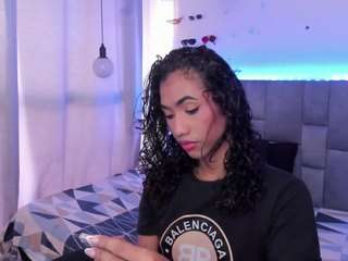 alice-massie1 camsoda stream image