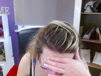 Soft-Zoey bongacams stream image