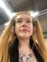 Honey___Hot stripchat stream image