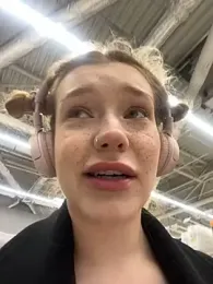 Honey___Hot stripchat stream image