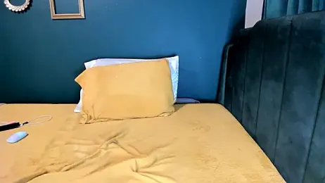 ellla_LA stripchat stream image