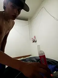 mazo18 stripchat stream image