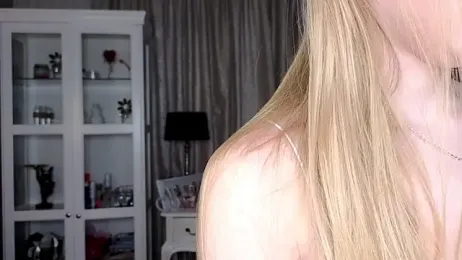 AnneFoxy stripchat stream image