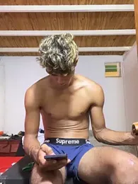 meliodas_23cm stripchat stream image