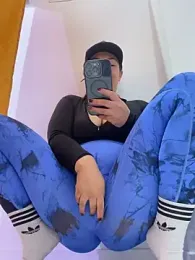 kim_monti stripchat stream image