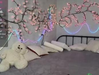 kris_mon chaturbate stream image