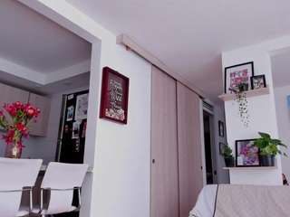 karlyee camsoda stream image