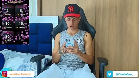 _CamiloBass stripchat stream image, 30.01.2026 01:50