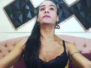 andrea-safeira camsoda stream image