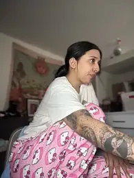 kiaraglam2 stripchat stream image