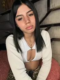 Laura-Khalifa stripchat stream image
