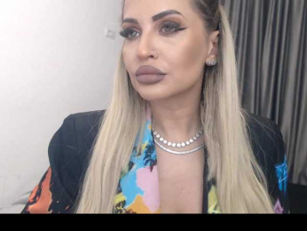 lovelyblondyx bongacams stream image