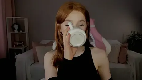 Leahsthetics stripchat stream image