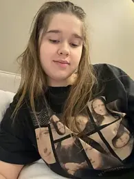 HornyGirlH stripchat stream image