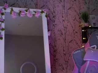 moon-valkyriie camsoda stream image