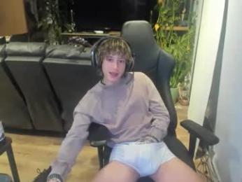 bashful4200 chaturbate stream image