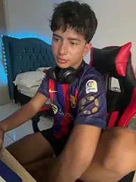 Leonarrrd_01 stripchat stream image