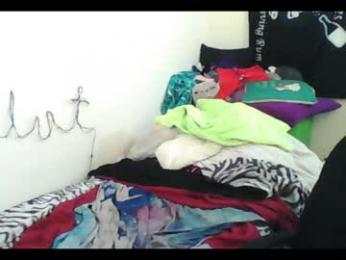 totalfuckingadorable chaturbate stream image