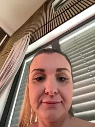 Bella-Tight stripchat stream image