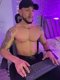 ARON_TAYLER01 stripchat stream image