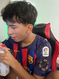 Leonarrrd_01 stripchat stream image